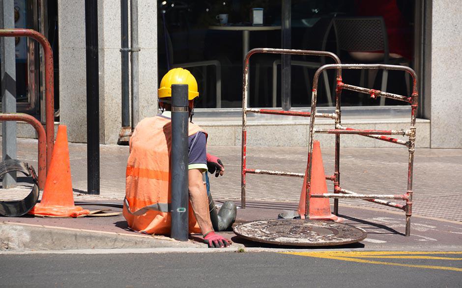 comment déboucher des wc Clichy